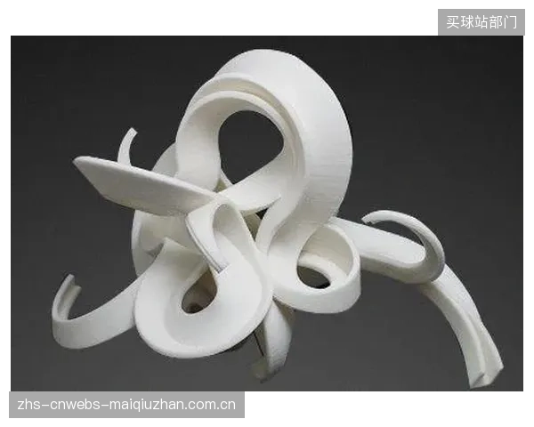 4D打印材料(随环境自变形)将走出实验室,自适应温度的服装和自动调整缓冲的鞋垫将在三年内问世 4D打印材料(随环境自变形)将走出实验室,自适应温度的服装和自动调整缓冲的鞋垫将在三年内问世